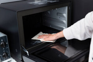 電子レンジで後悔する人の共通点